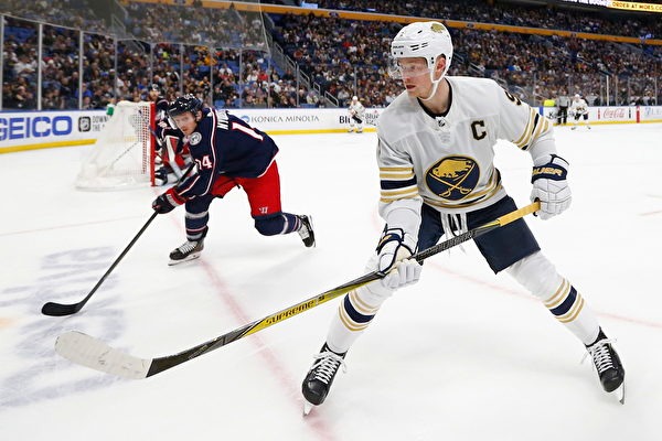 【乒乓经典】重温2024巴黎奥运会乒乓球男子团体八分之一决赛第一盘 马龙 王楚钦vs德赛 塔卡