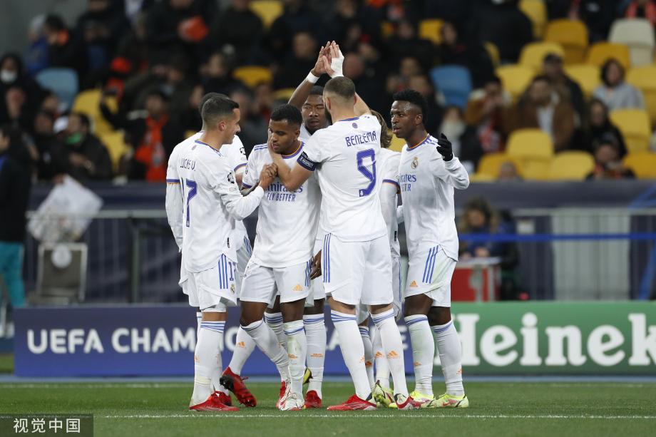 透露出他对 透露出他对